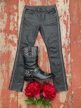 Coated jeans with rock 'n' roll silver stripe